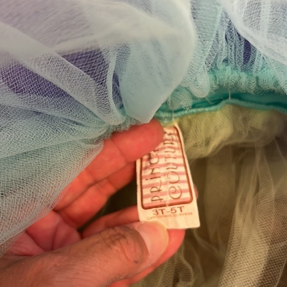 3t-5t beautiful tutu - Picture 3 of 4